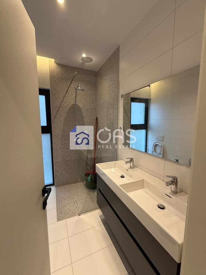 Shitet Apartament 2+1+2+Post Parkimi ne Fark (O2 Residence). 4