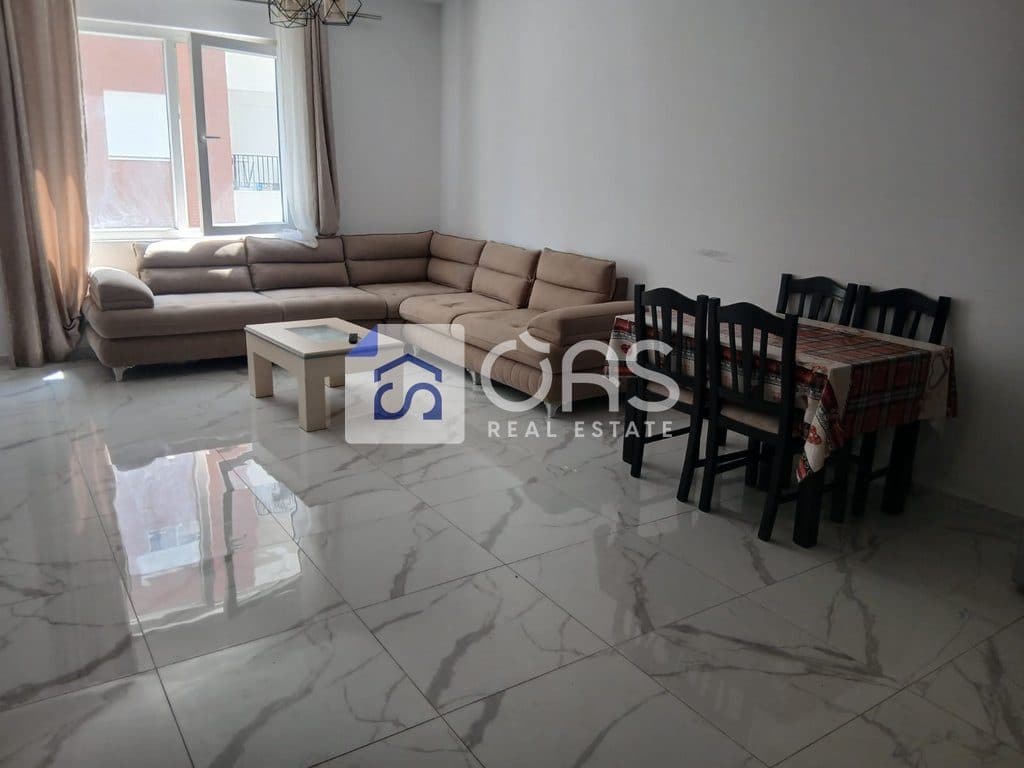 Jepet apartament me qera 1+1 Ne Kamez 2