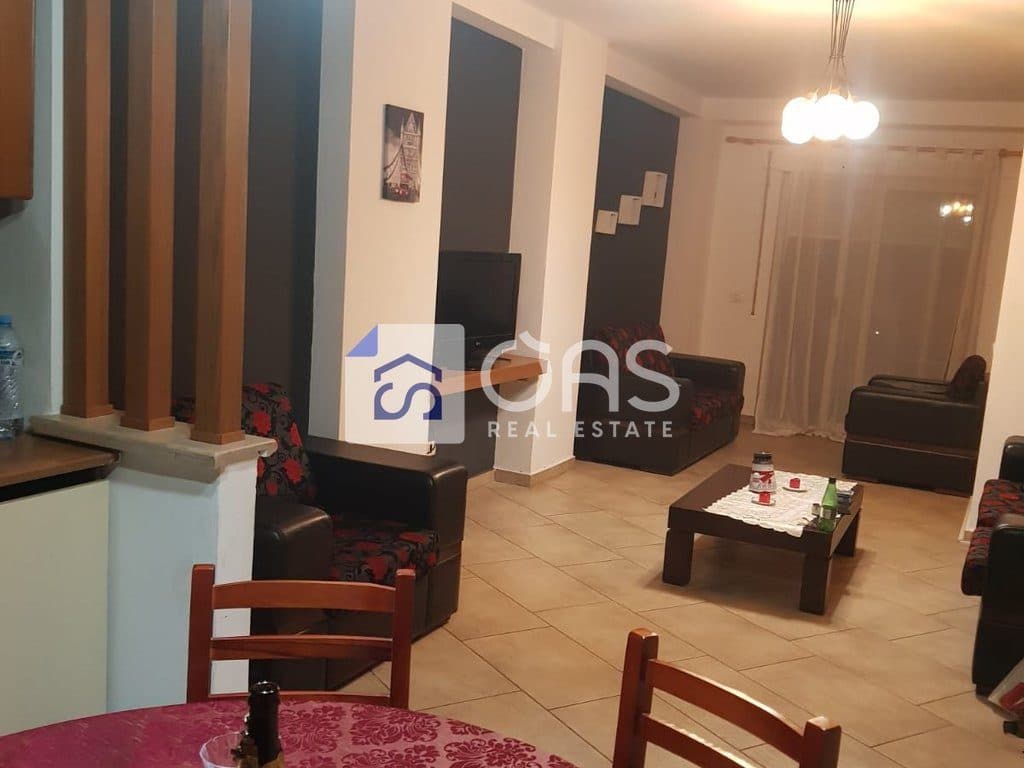 Jepet me qera apartament 2+1 prane Qendres 2