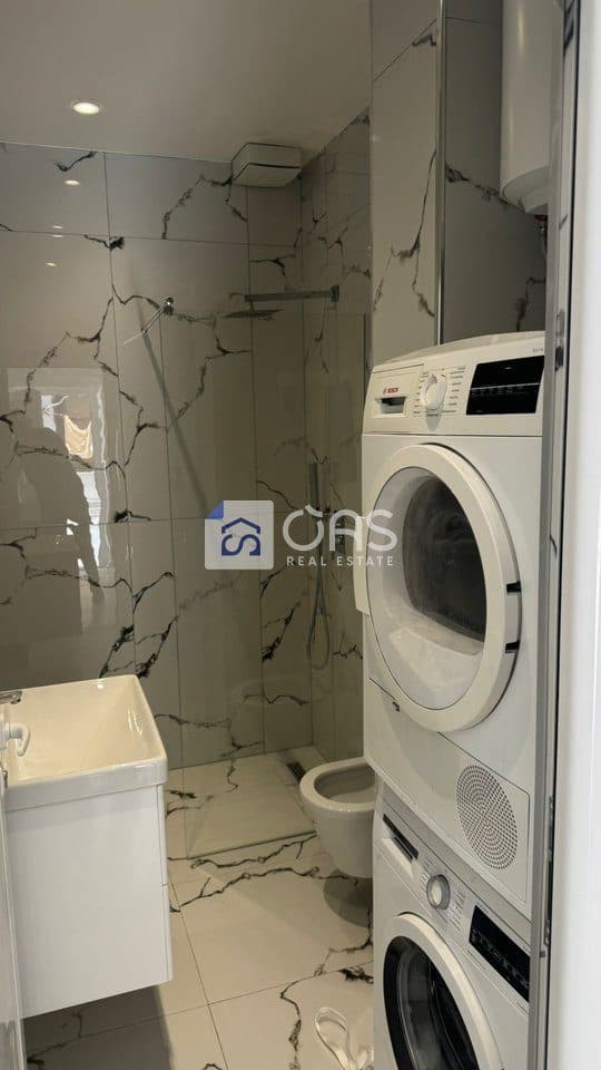 Jepet apartament me qera 1+1 5 Maj 2