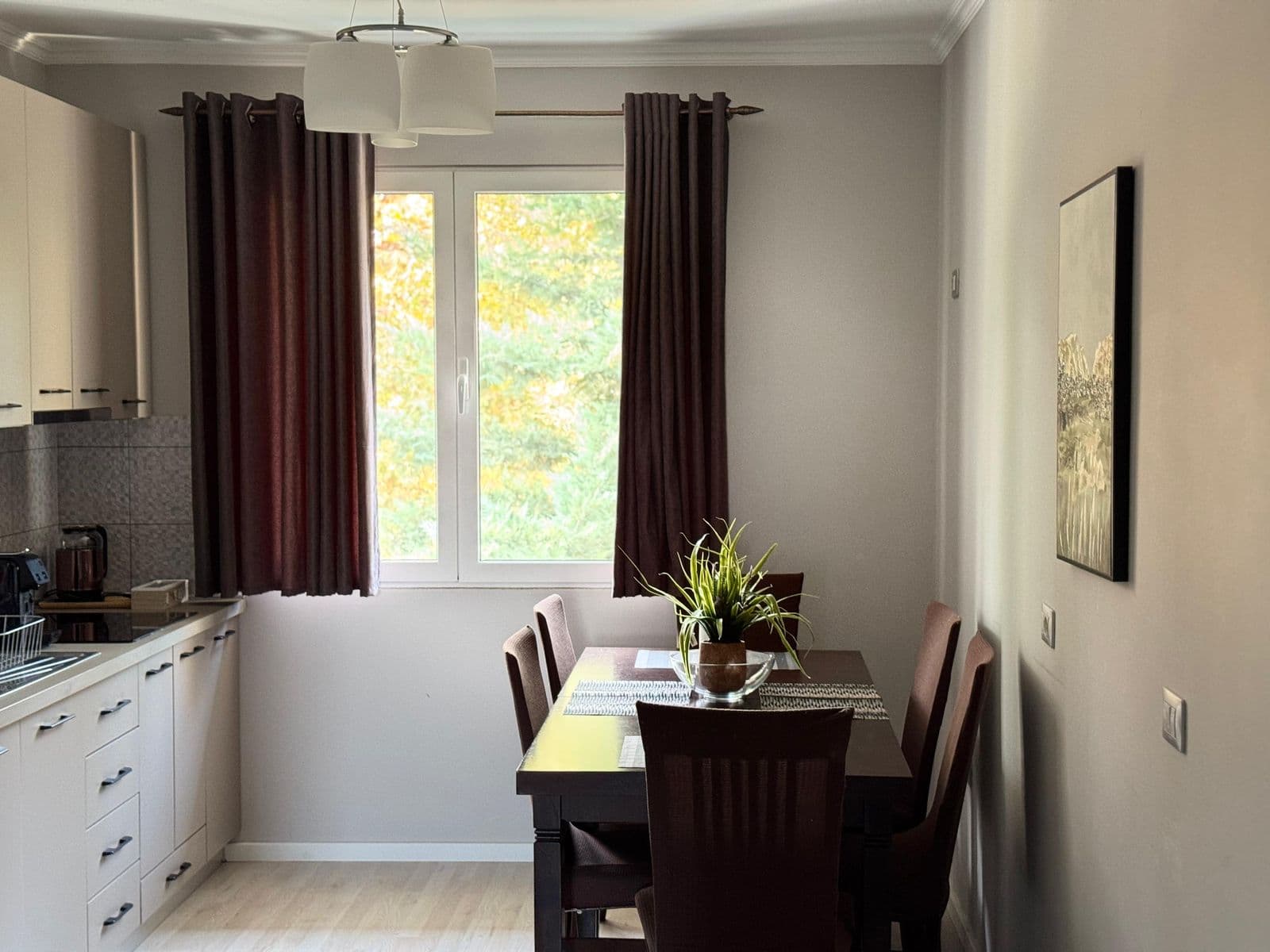 Jepet me qera apartament 2+1 ne Laprake