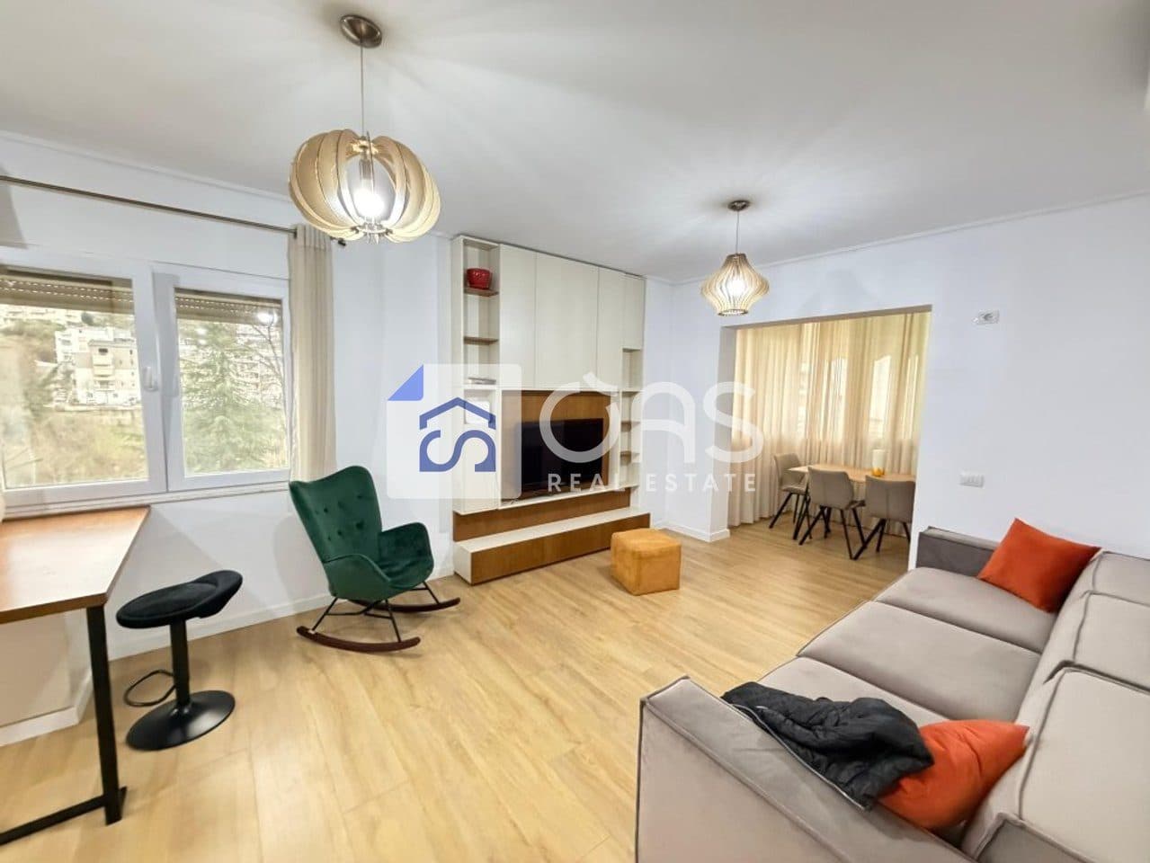Jepet apartament 2+1 me qera Te Kopshti Zologjik 4