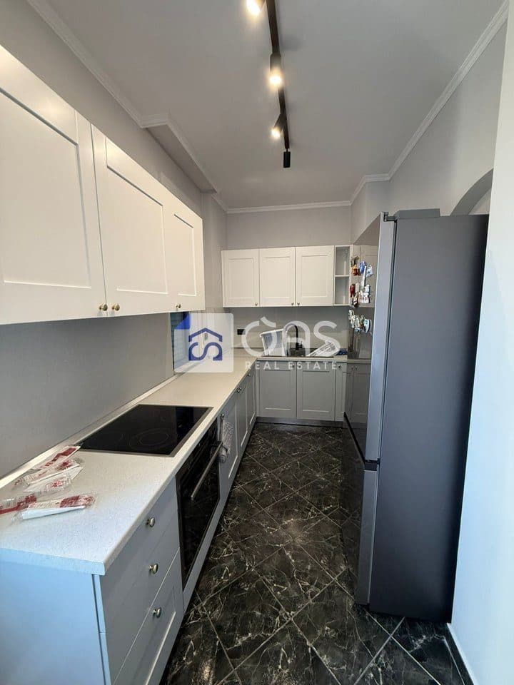 Jepet apartament me qera 2+1+2 tek Rruga e Elbasanit 2