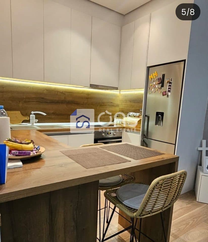 Jepet me qera apartament 1+1 te Kopshti Botanik. 2