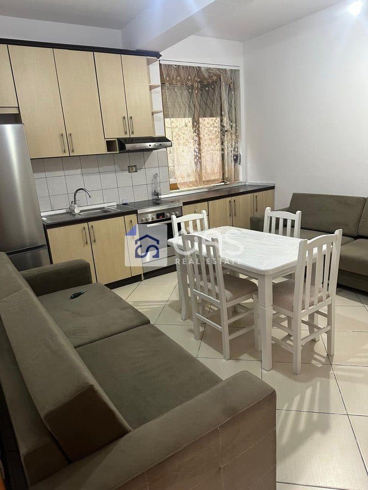 Jepet me qera apartament 2+1 ne Fresk