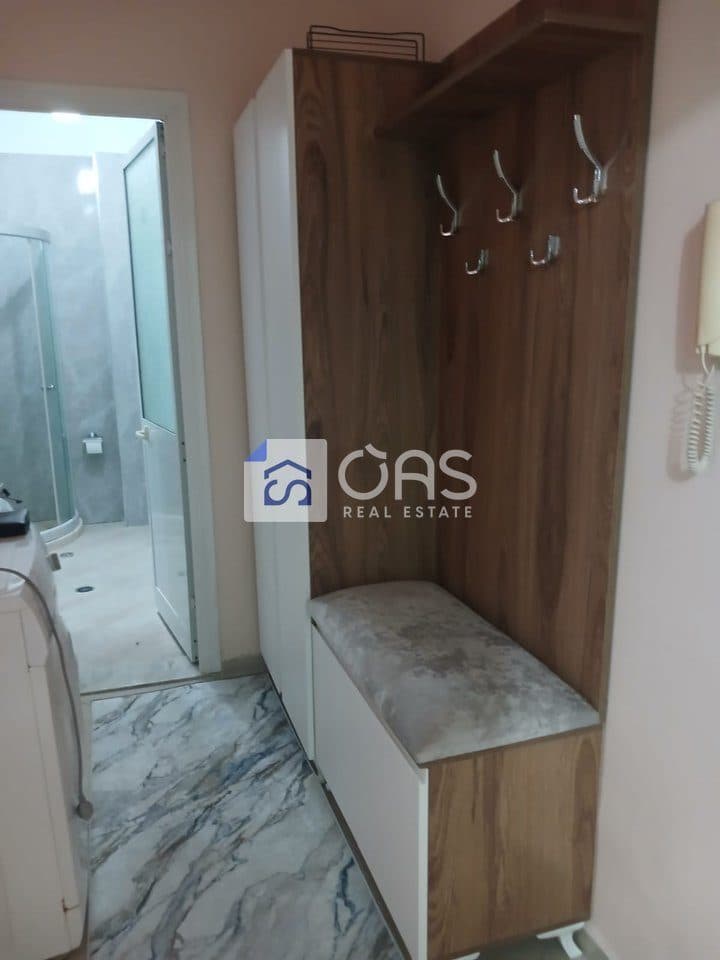Jepet apartament me qera 1+1 selvia 4