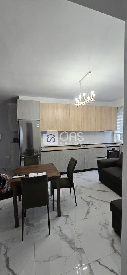 Apartament 2+1 Me Qira tek Liqeni i Thatë, Tiranë - 670€ | 80 m² 2