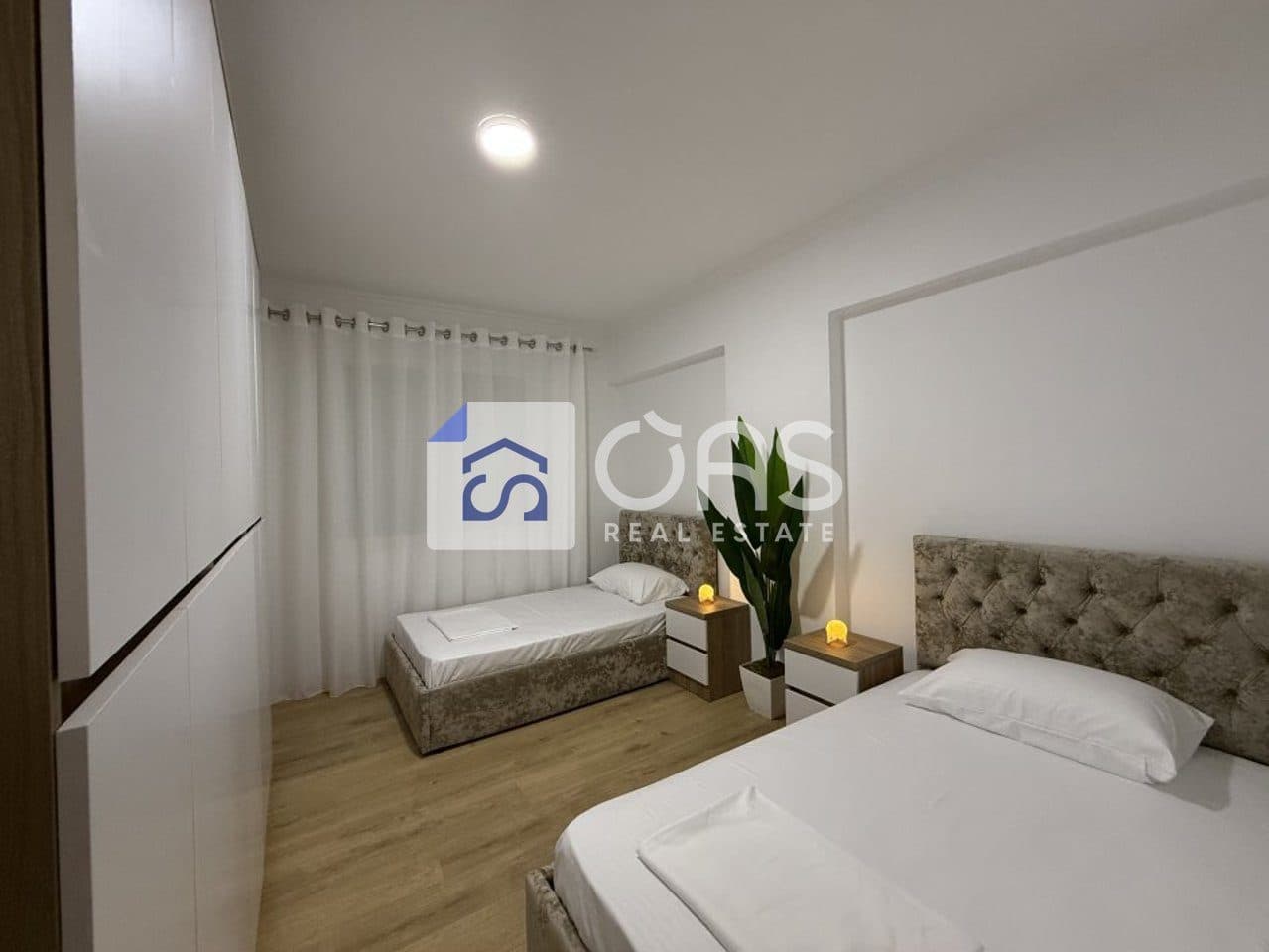 Jepet apartament me qera 2+1+2 tek Liqeni i Thate. 3