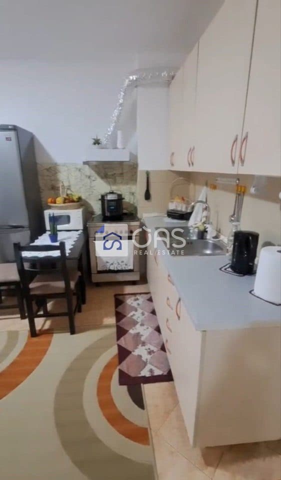 Jepet apartament me qera 2+1 Yzberisht 4