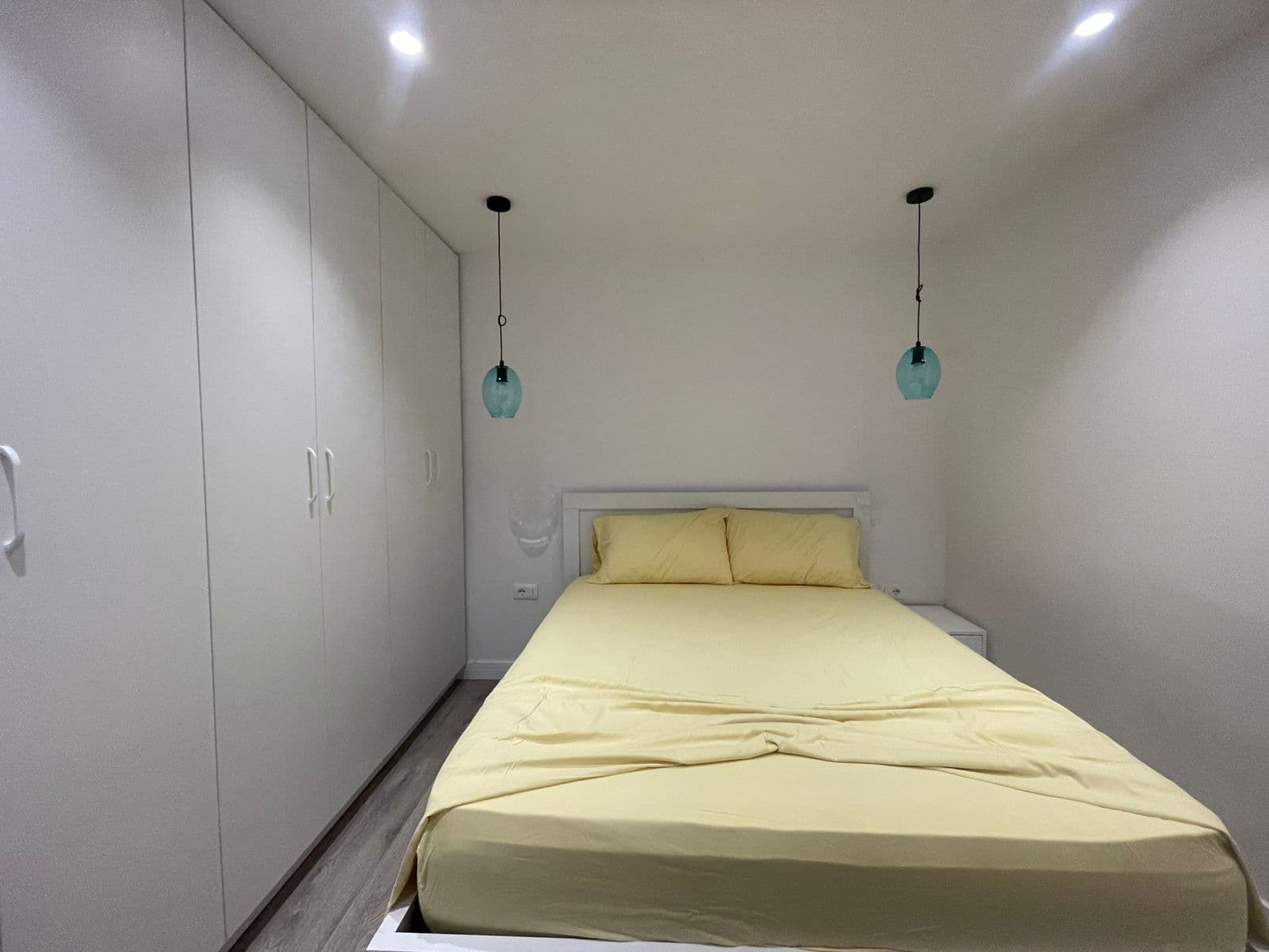 Jepet apartament me qera 1+1 perballe Harry Fulzit. 3