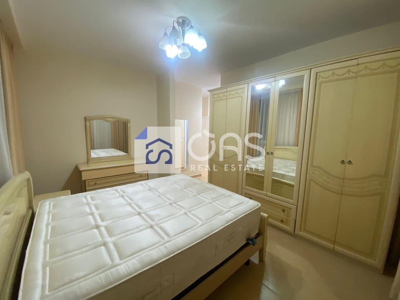 Jepet apartament me qera 2+1 Bulevard i Ri 4