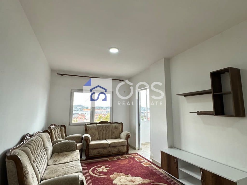 Shitet apartament 1+1 Pran terminalit te Autobuzave ( Perball Casa Italia)