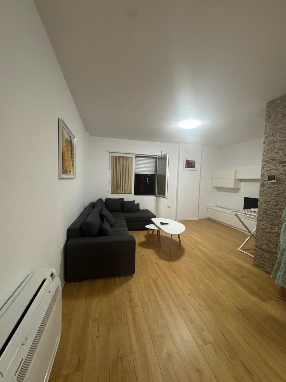 Jepet me Qera Apartament 1+1 Ne astir 3