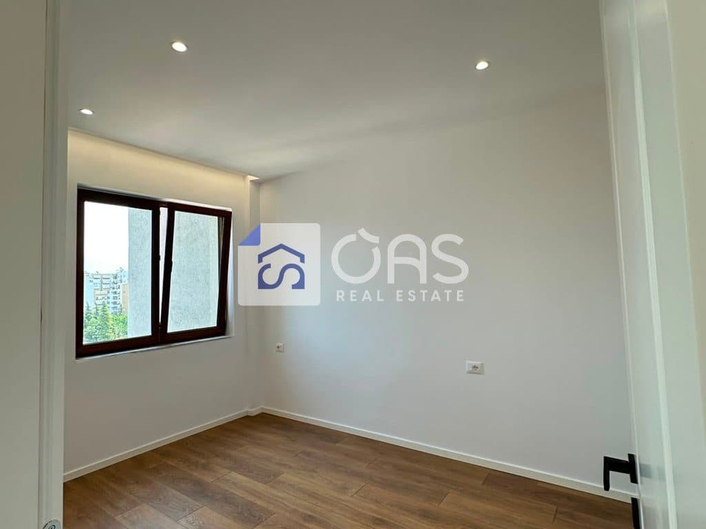 Shitet apartament 1+1 tek Ura e Nisharakut. 2