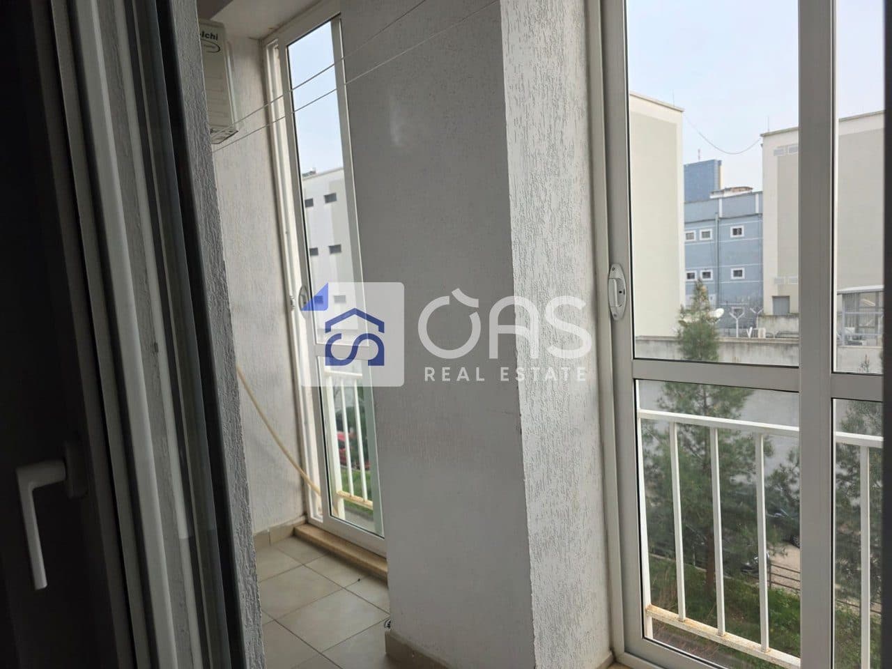 Jepet apartament me qera 2+1 te STATCIONI TRENIT 4