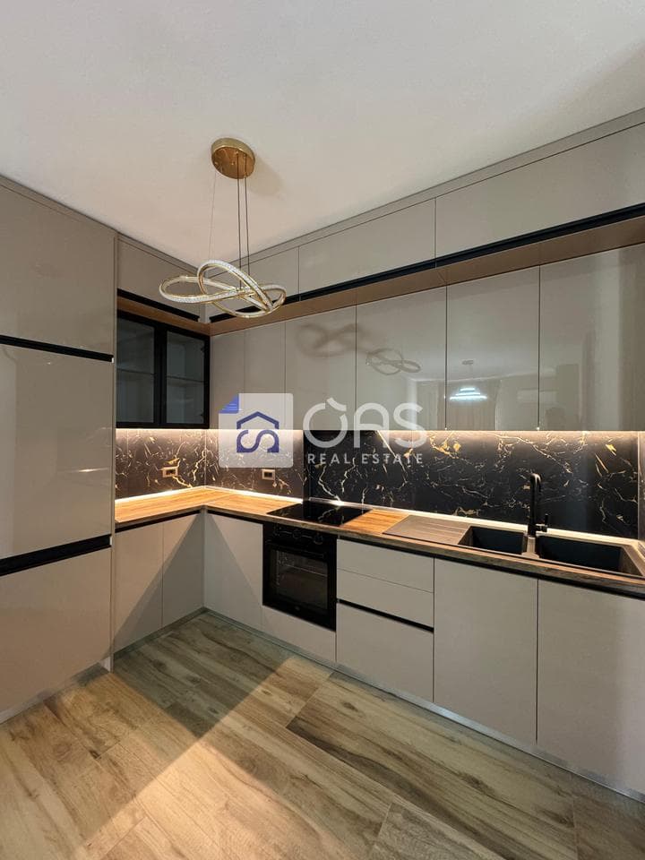 Apartament 1+1 Me Qira në Ish Parku, Tiranë - 600€ | 70 m² 2
