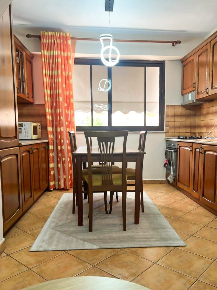 Jepet me qera apartament 2+1+depo ne Myslym Shyr 2