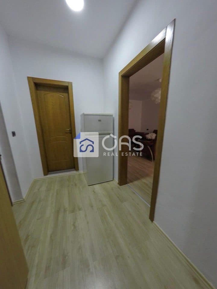 Jepet apartament me qera 1+1 Myslym Shyri 4