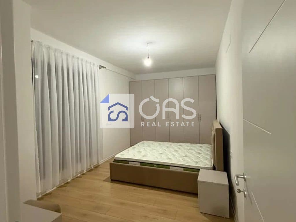 Jepet me qera apartament 1+1 ne Bulevardin e Ri. 3