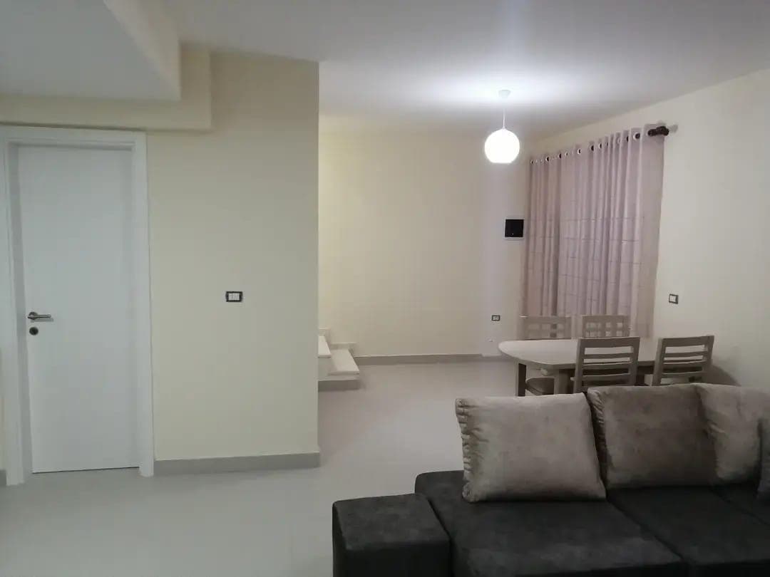 Apartament 2+1 Me Qira në Allias, Tiranë - 450€ | 80 m² 3