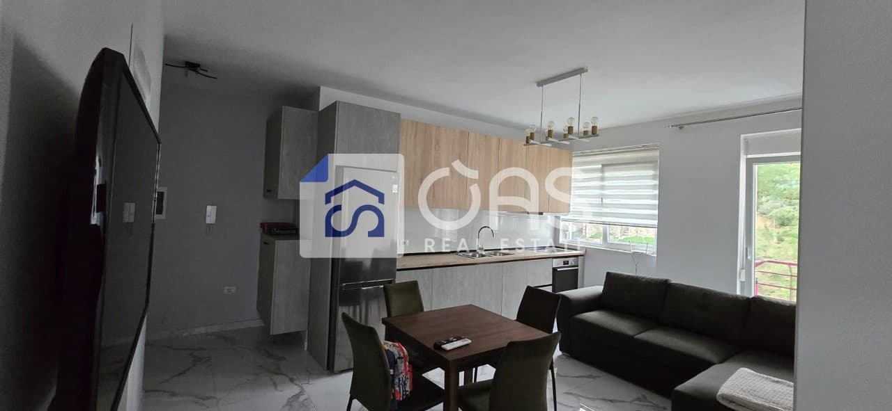 Jepet me qera apartamenti 2+1 tek Liqeni i Thate 2