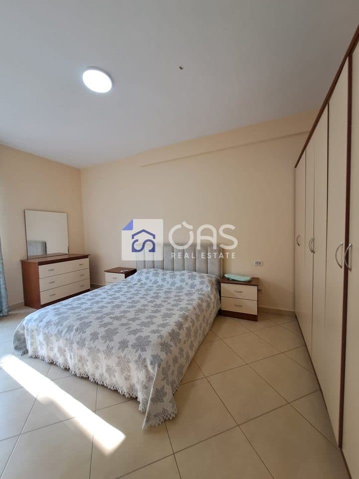 Apartament 2+1 Me Qira në Komunën e Parisit, Tiranë - 650€ | 90 m² 2