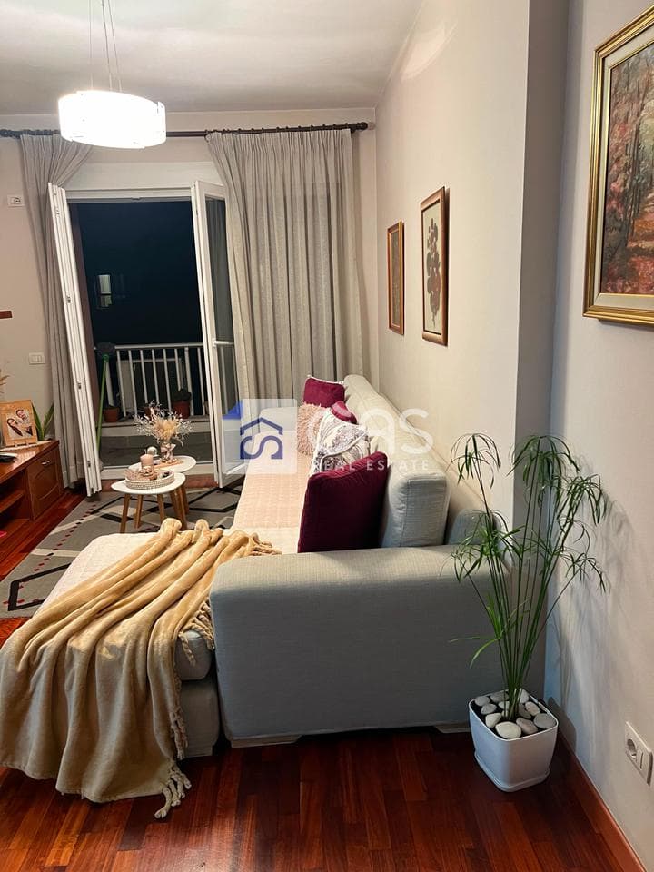 Jepet apartament me qera 1+1 21 Dhjetori