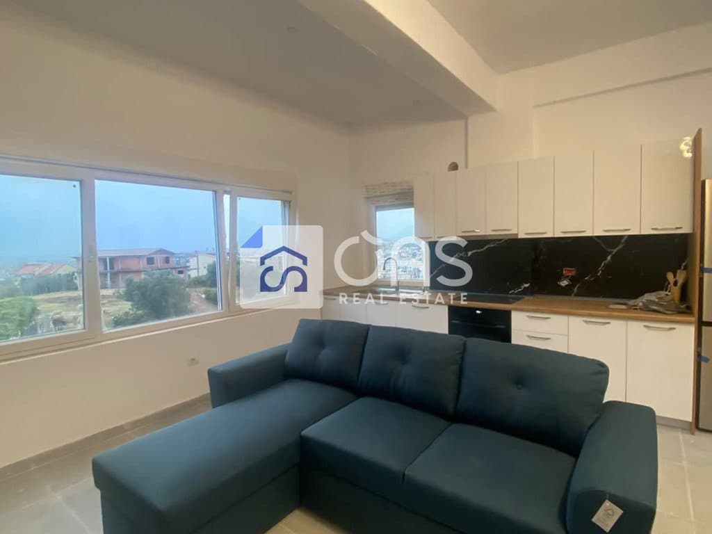 Jepet me qera apartament 2+1+Post Parkimi ne Farke