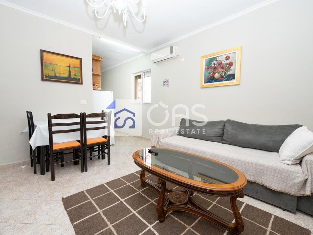 Jepet me qera apartament 2+1 tek Sheshi Willson