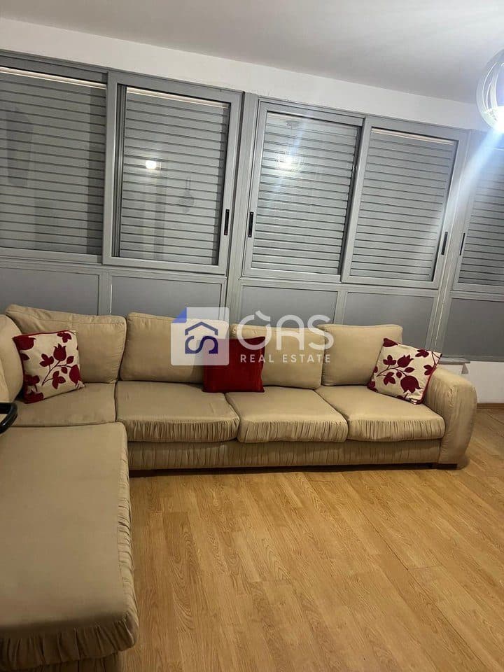 Jepet apartament me qera 2+1 Rruga e Kavajes 4