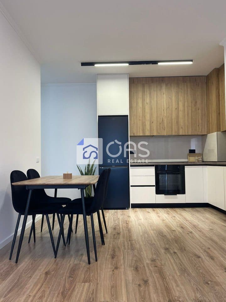Jepet me qera apartament 1+1 LAPRAK (KOMPLEKSI E 88) 2