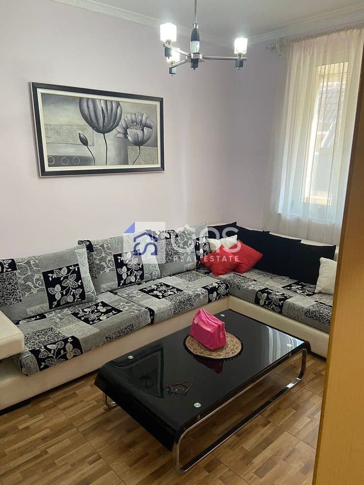 jepet me qira Apartament 1+1 bllok 2