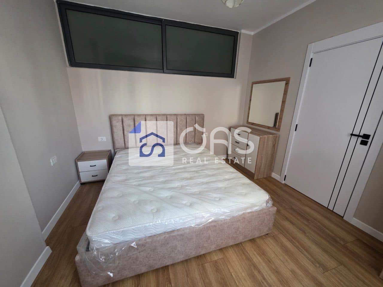 Jepet me qera apartamenti 2+1 5 maj