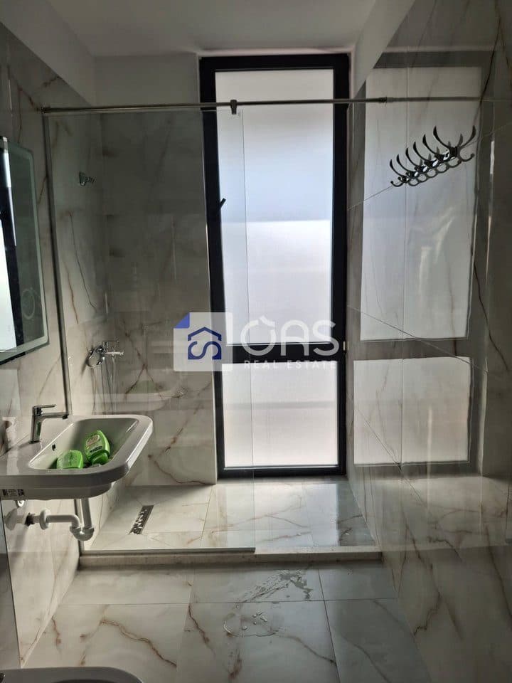 Jepet Apartament me qera 2+1+P Ne Porcelan 3