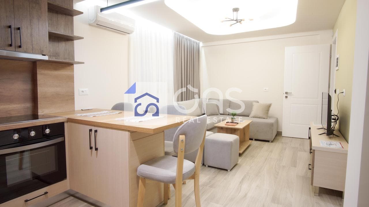 Jepet me qera 1+1 apartamente tek 21 Dhjetori 2