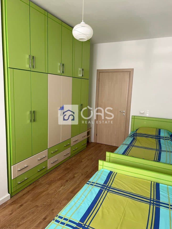 Jepet me qera apartament 2+1 Te Rruga e Elbasanit 2