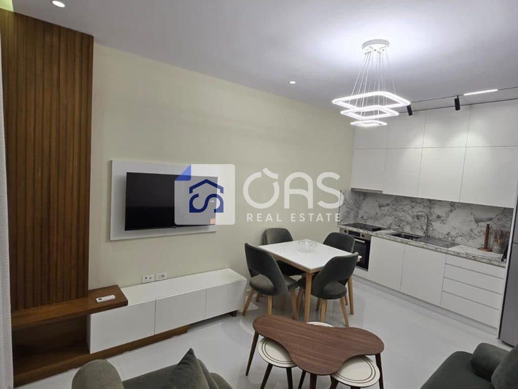 Jepet me qera Apartamenti 1+1 Univers City