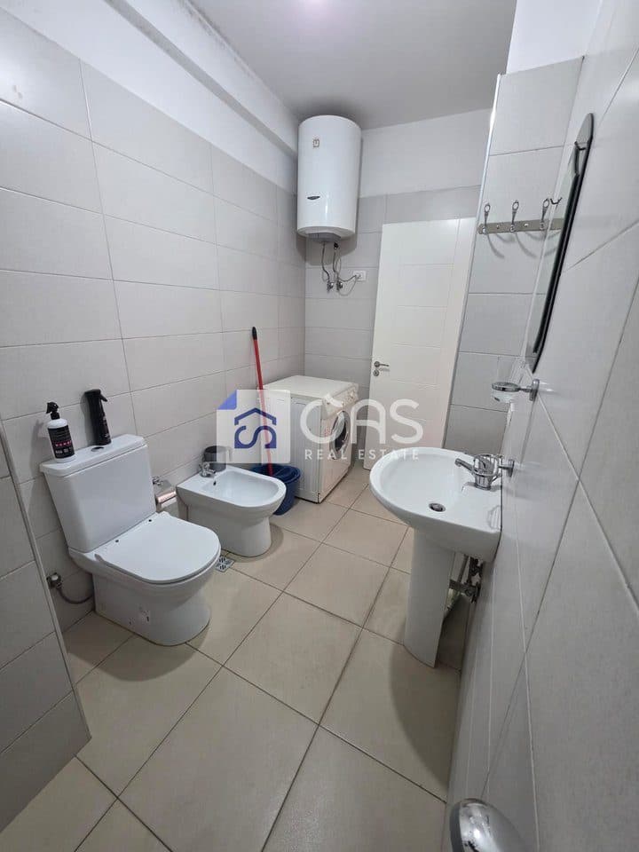 jepet me qira Apartament 2+1 astir 4