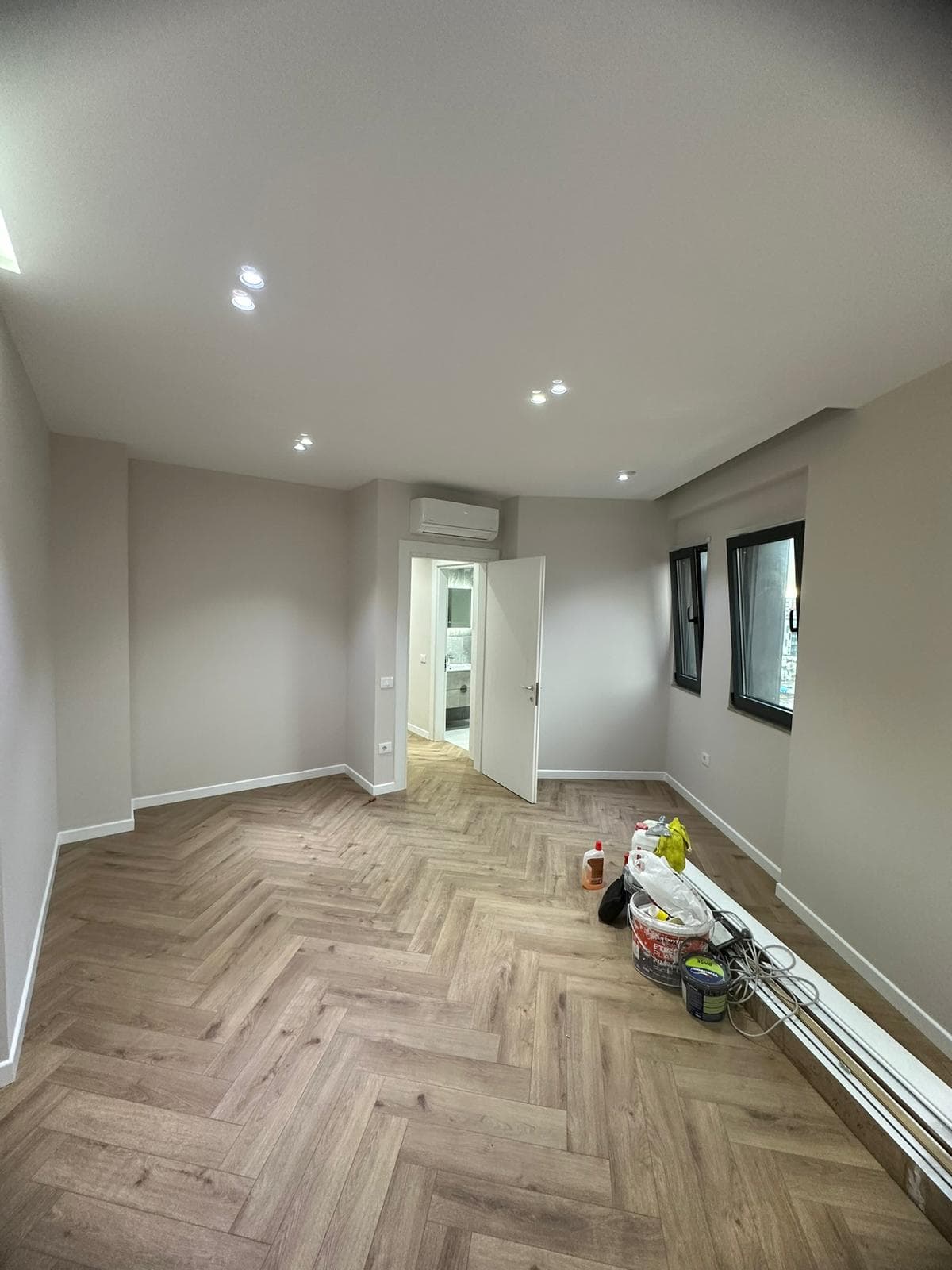 Apartament 2+1+2 Me Qira në Astir, Tiranë - 1100€ | 128 m² 3