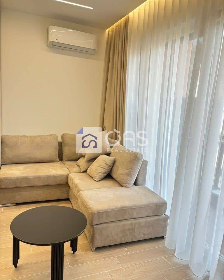Jepet apartament me qera 1+1 Myslym Shyri 2