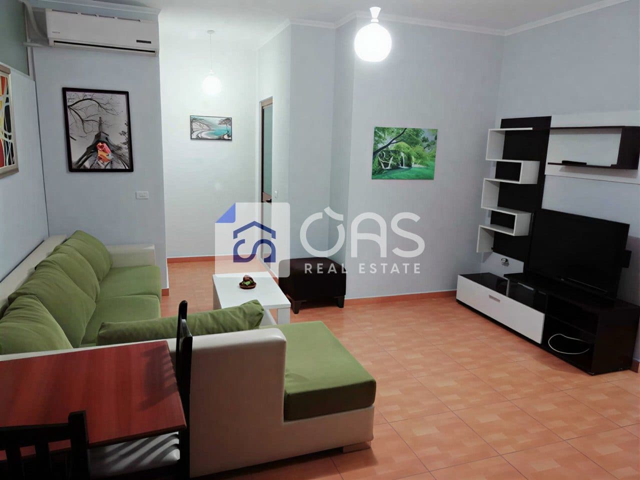 Jepet me qera apartament 1+1 Sauk