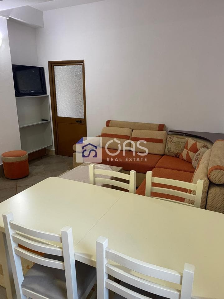 Jepet apartament me qera 1+1 Selit 2