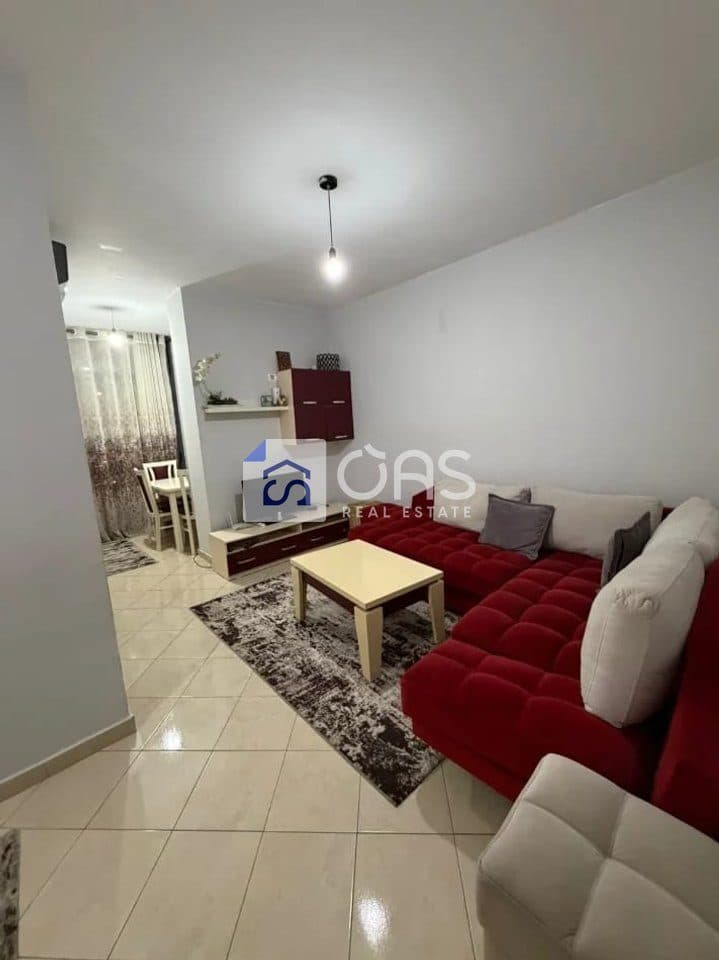 Jepet me qera apartament 1+1 Ne Astir