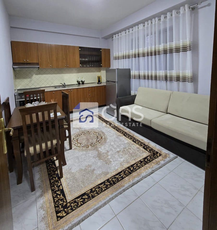 Vilë 1+1 Me Qira në Vasil Shanto, Tiranë - 600€ | 75 m² 2