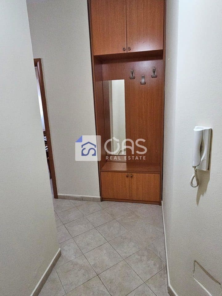 Jepet apartament me qera 1+1 Rruga Dibres 3