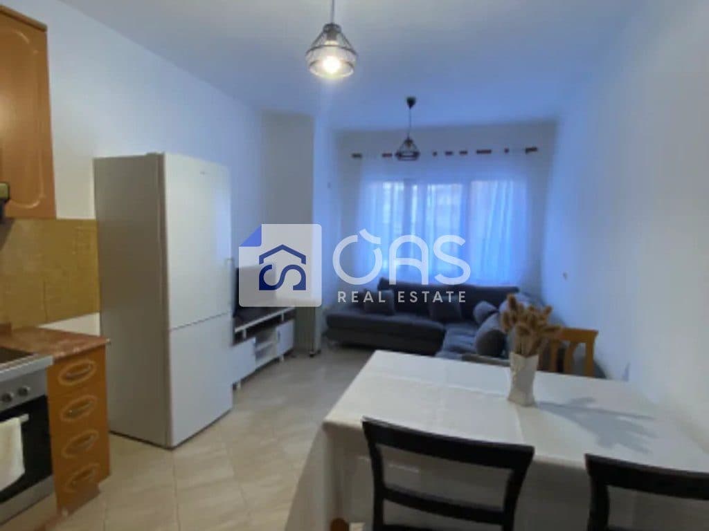 Jepet me qera Apartamenti 1+1 Astir 3