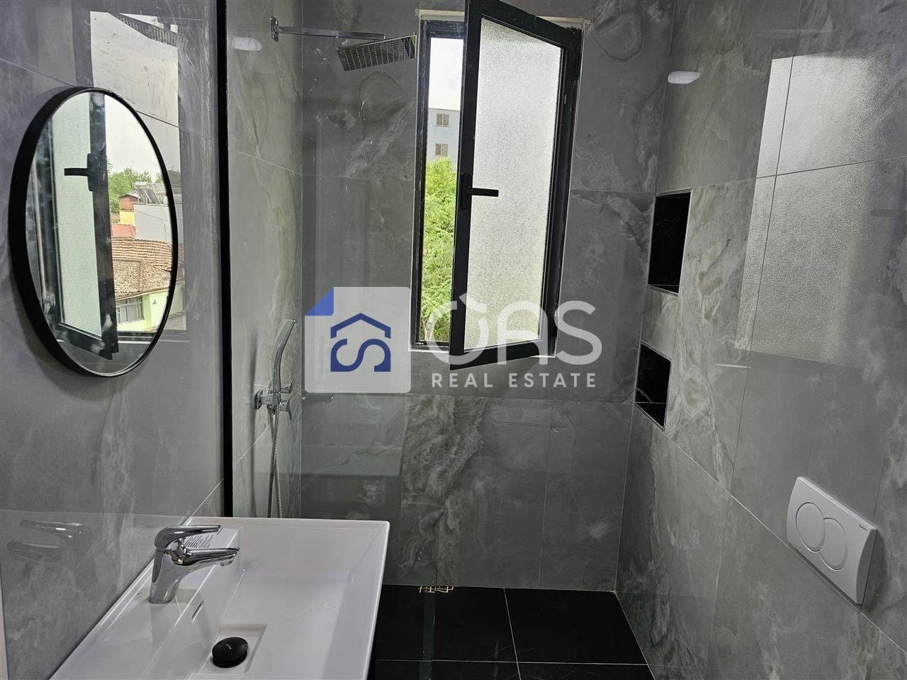 Jepet me qira apartament 2+1 Te Rruga e Dibres 4