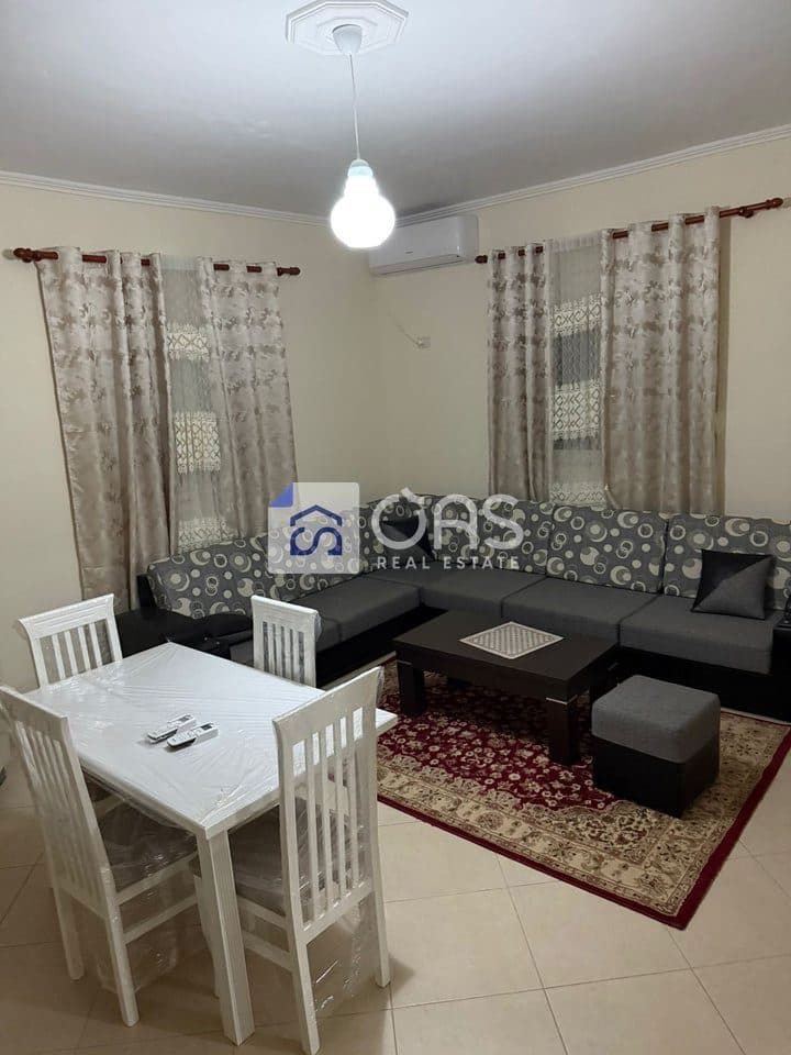 Shtëpi 2+1 Me Qira në Sauk i Ri, Tiranë - 450€ | 90 m²