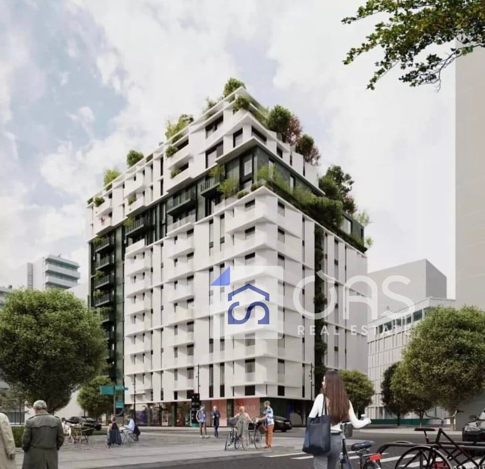 Shitet apartament 1+1 Komuna Parisit 4