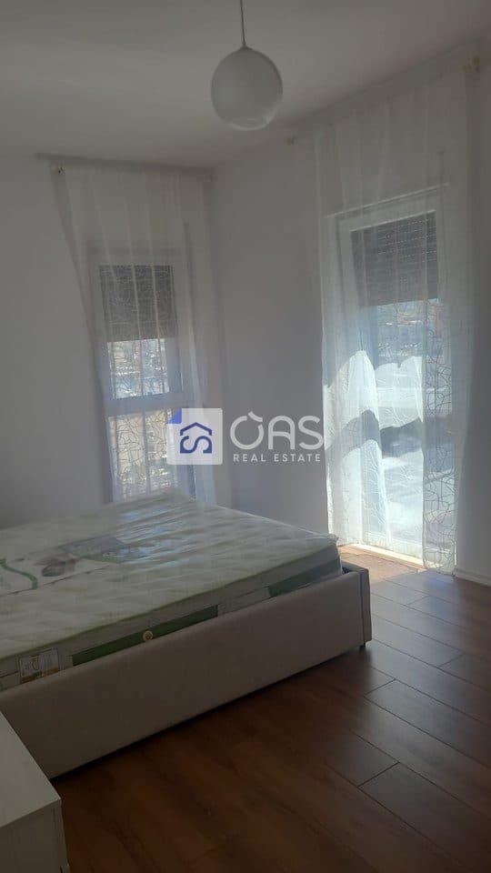 Apartament 1+1 Me Qira në Qendër të Tiranës - 600€ | 65 m² 3